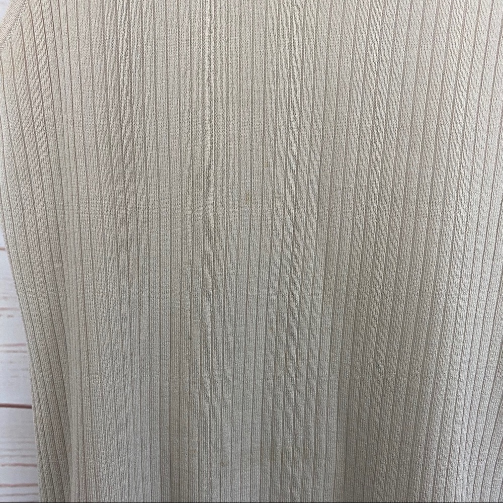 St.John Collection Ribbed Sleeveless Top - Picture 4 of 4